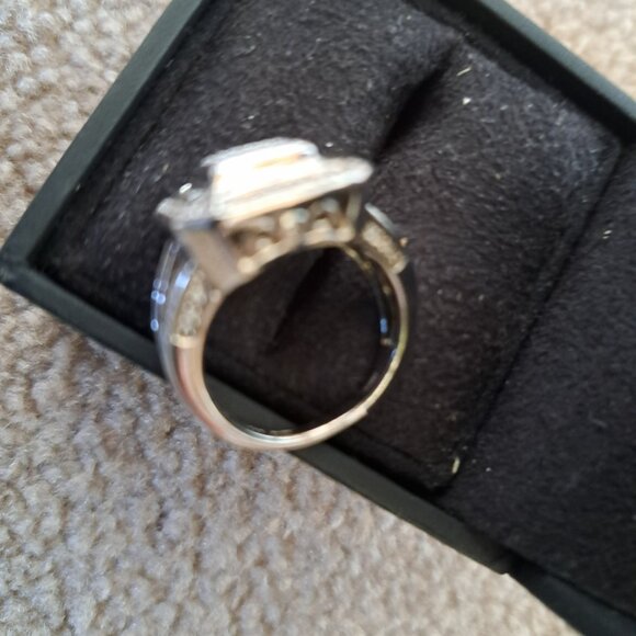 Steering Silver and 0.5 diamonds ring Size 7 - Picture 4 of 5